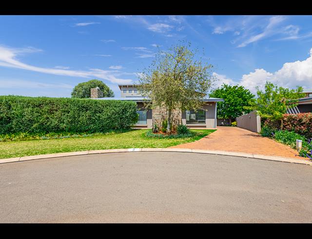 4 bed property to rent in WITFONTEIN